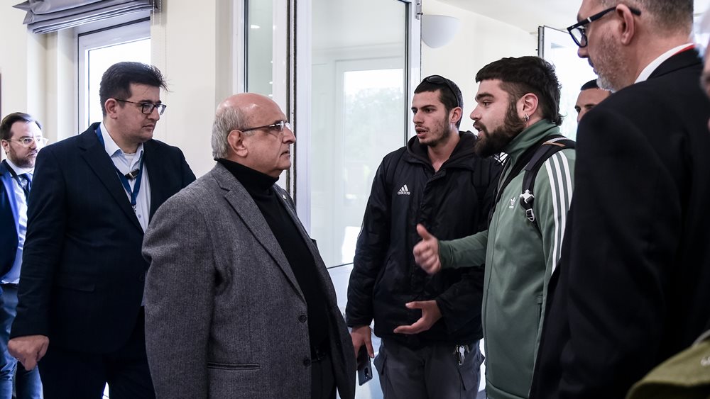 Αποκλεισμένος στο γραφείο του από φοιτητές για τέσσερις ώρες ο πρύτανης του Πανεπιστημίου Πατρών