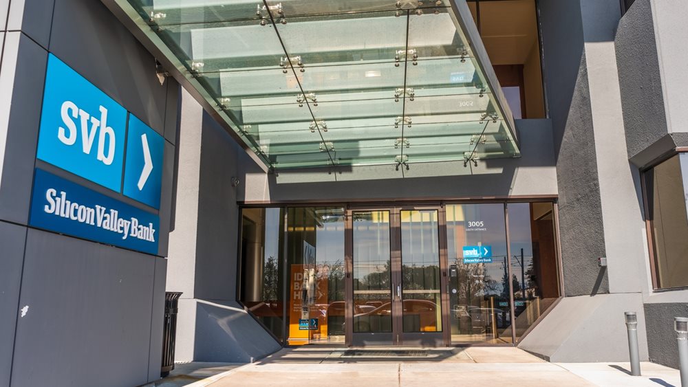 CNBC: Δεν βρήκε χρηματοδότηση η Silicon Valley Bank - Αναζητά αγοραστή
