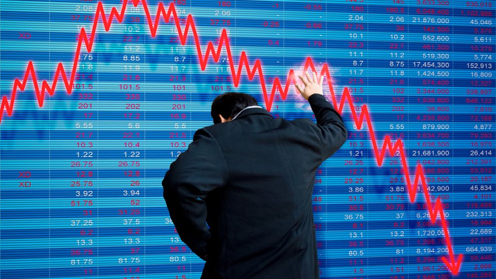 Με σπασμένα τα &quot;φρένα&quot; γκρεμίζεται η Wall: Στο -10% έκλεισε ο Dow, στη μεγαλύτερη πτώση του από το 1987