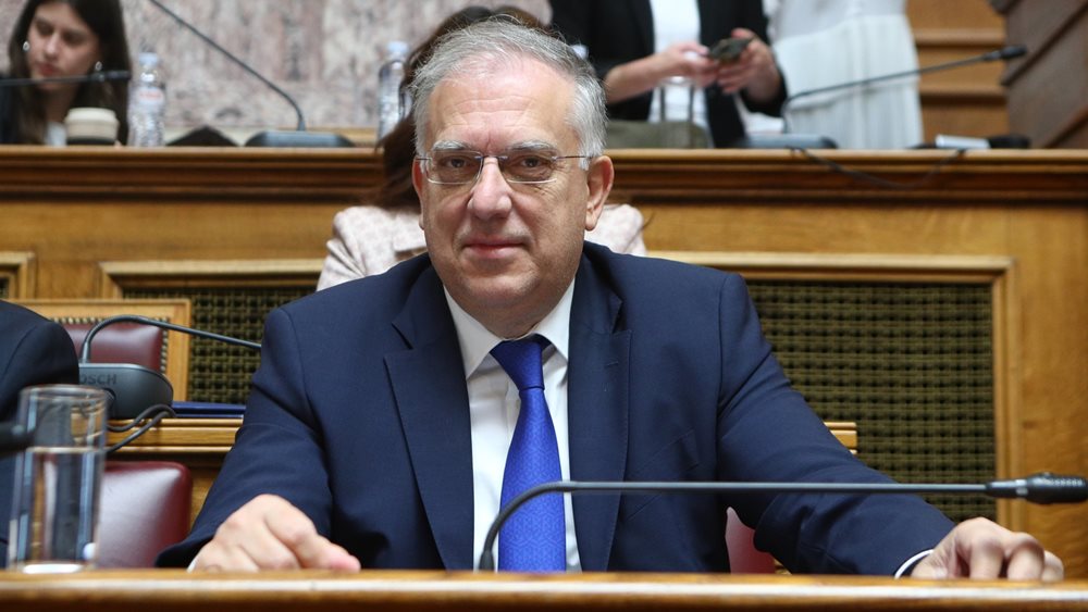 Βουλή: Ψηφίστηκε ο νέος αναπτυξιακός νόμος