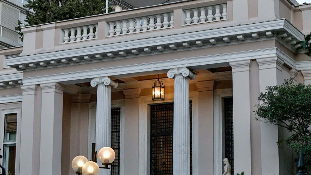 Κυβερνητικές πηγές: Το ΠΑΣΟΚ ας απολογηθεί στην κοινωνία για τη στάση στο σ/ν του υπ. Υγείας