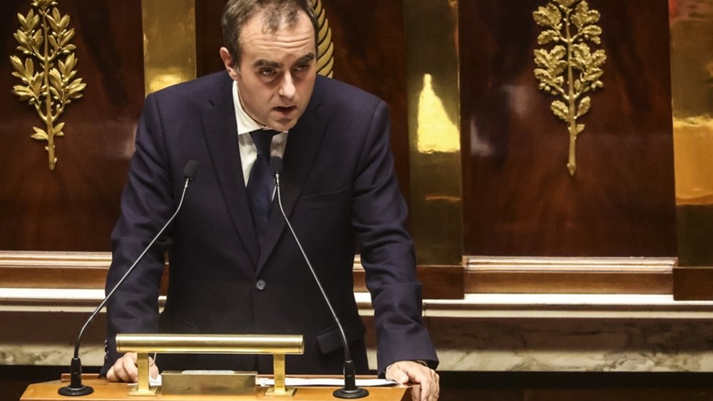 Λεκορνί: Αναστολή της μεταρρύθμισης του συνταξιοδοτικού μέχρι τις προεδρικές εκλογές του 2027