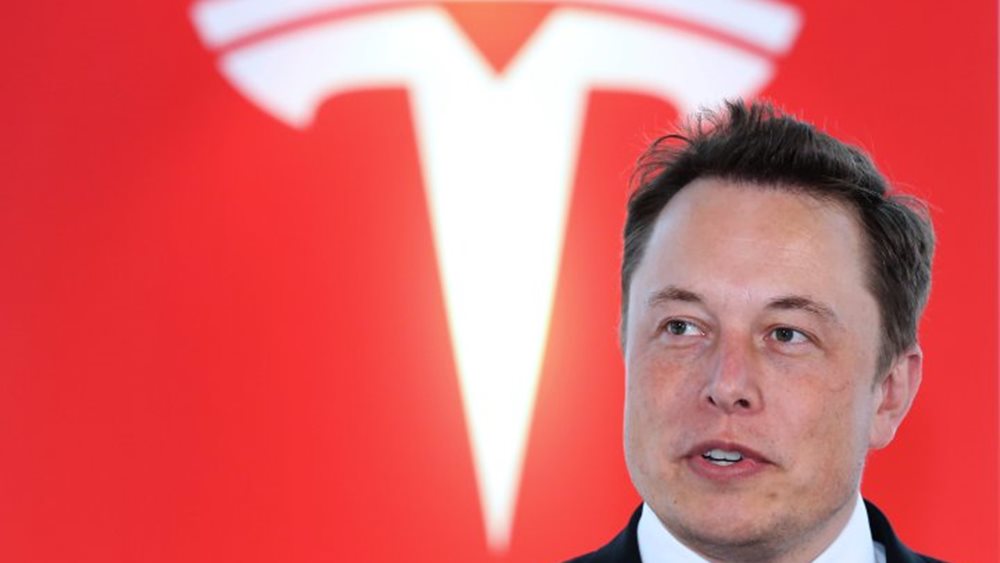 Tesla: Φήμες για παρουσιάση τριών νέων μοντέλων