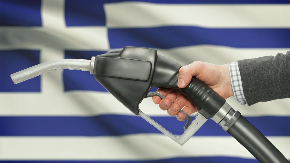 Τροπολογία έστρωσε το δρόμο για χιλιάδες νέες &quot;Λαθρόιλ&quot;