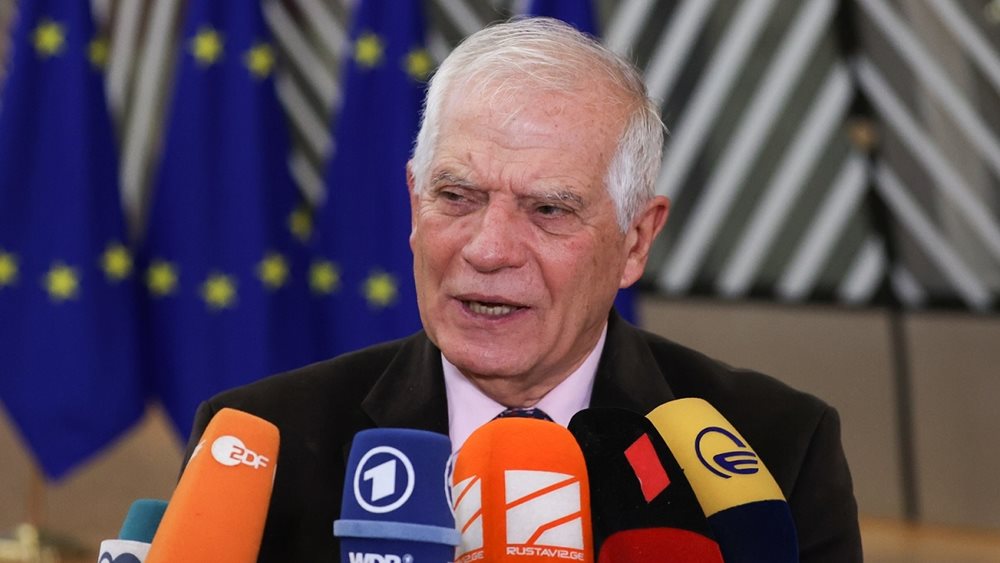 Μπορέλ: Η ΕΕ θα παράσχει περισσότερη στρατιωτική υποστήριξη στην Ουκρανία