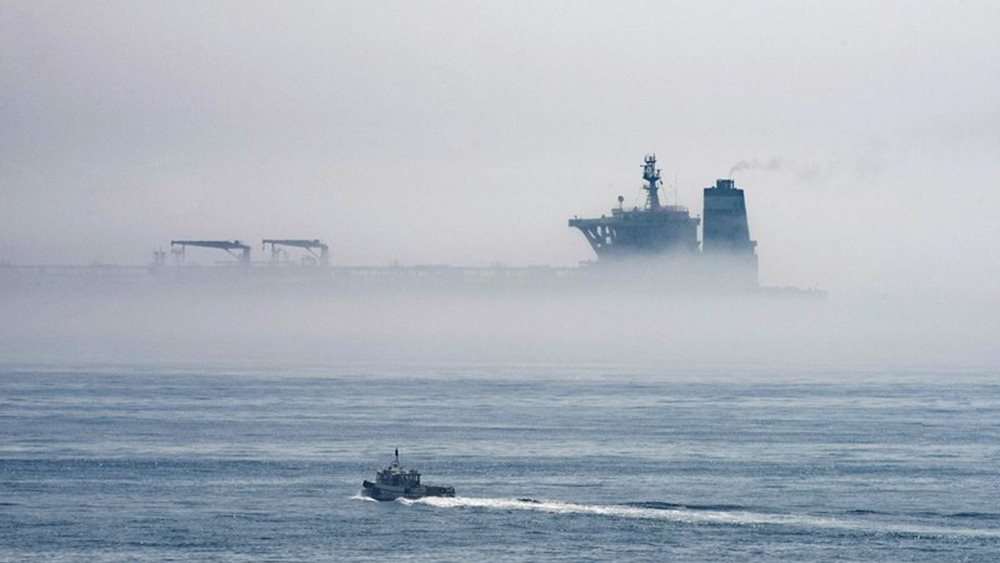 AP: Στην Τουρκία κατευθύνεται το ιρανικό τάνκερ