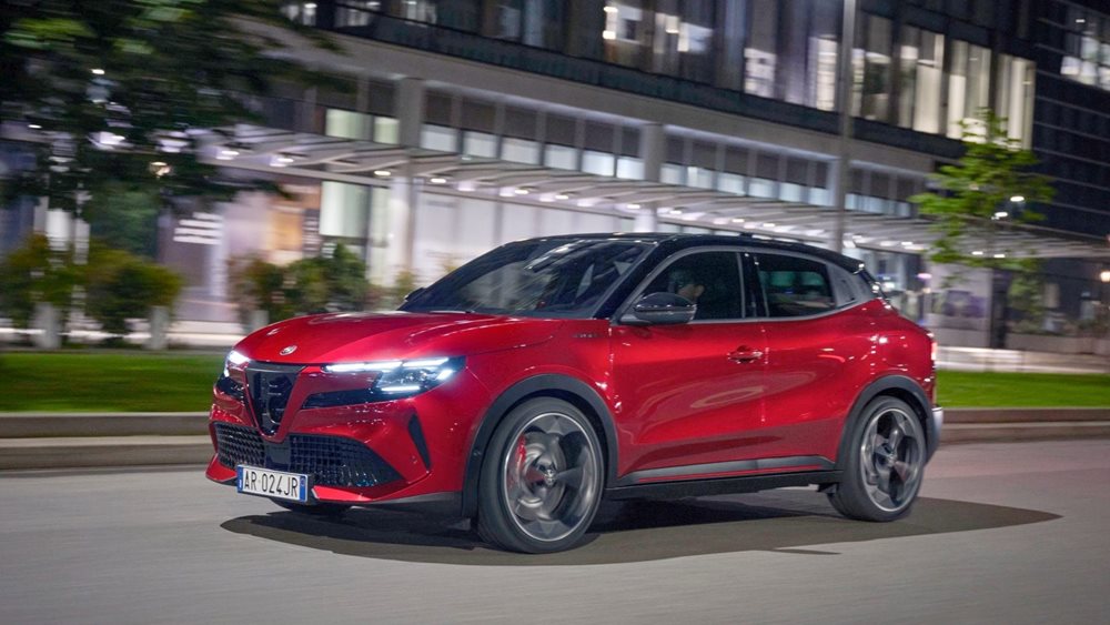 Πού θα δείτε τη νέα Alfa Romeo Junior στην Αθήνα