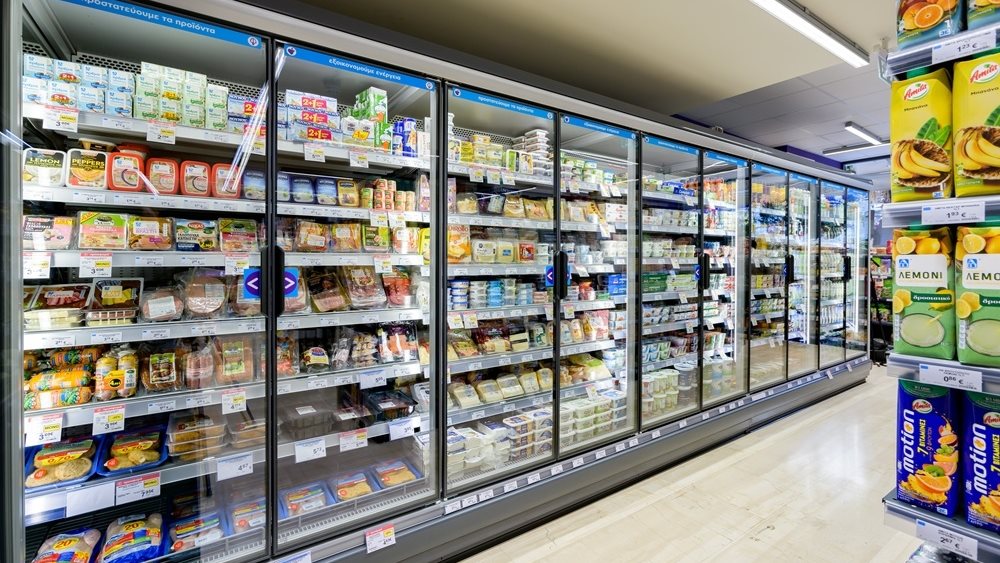 Νησιά και μικρές πόλεις σε πρώτο πλάνο: η ΑΒ Βασιλόπουλος μετατρέπει την εποχικότητα σε επενδυτική ευκαιρία