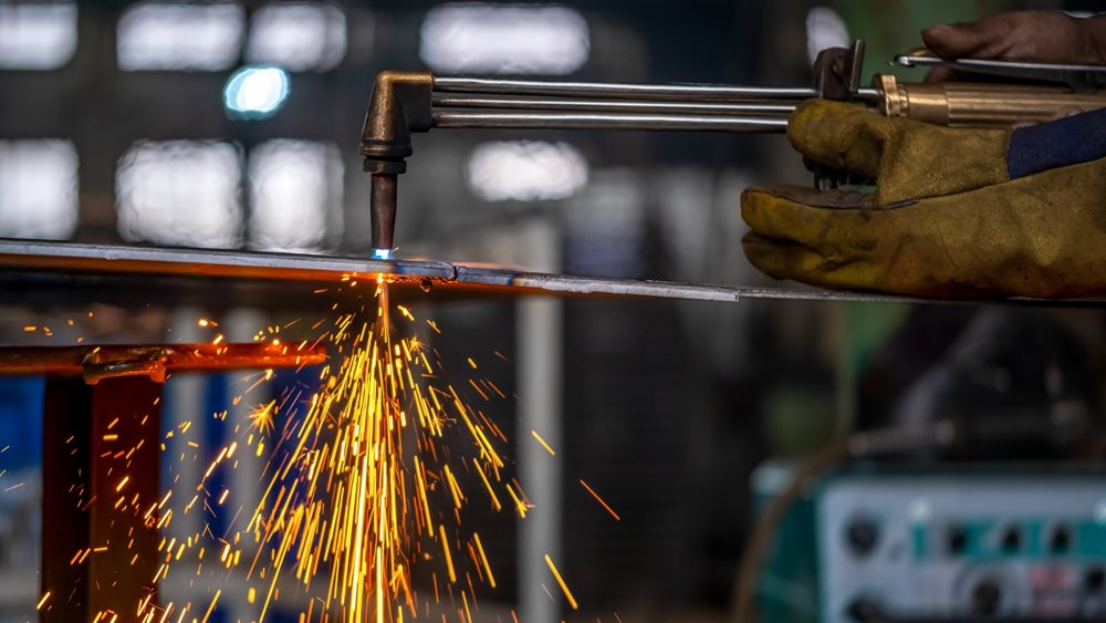 Οριακή αύξηση 0,4% στις τιμές εισαγωγών στη βιομηχανία τον Ιανουάριο