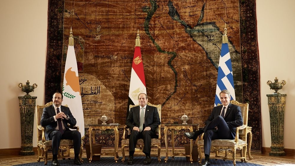 Ηχηρά μηνύματα Αθήνας-Λευκωσίας στην Άγκυρα, μέσω Καΐρου