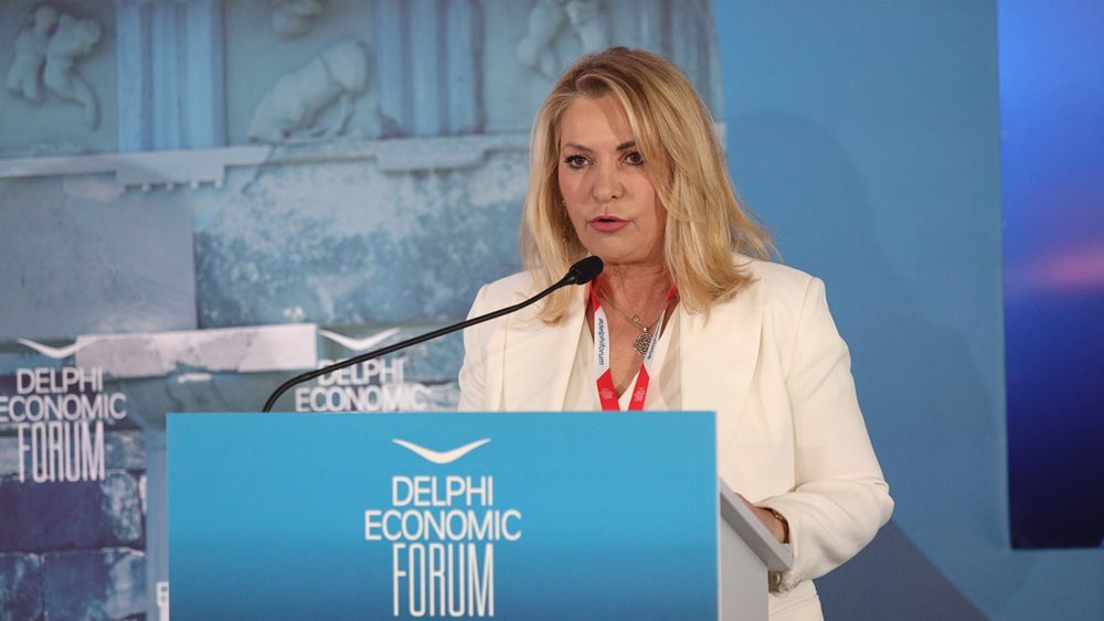 Άννα Μάνη: Απλοποιούμε τις διαδικασίες αδειοδότησης και λειτουργίας των επιχειρήσεων