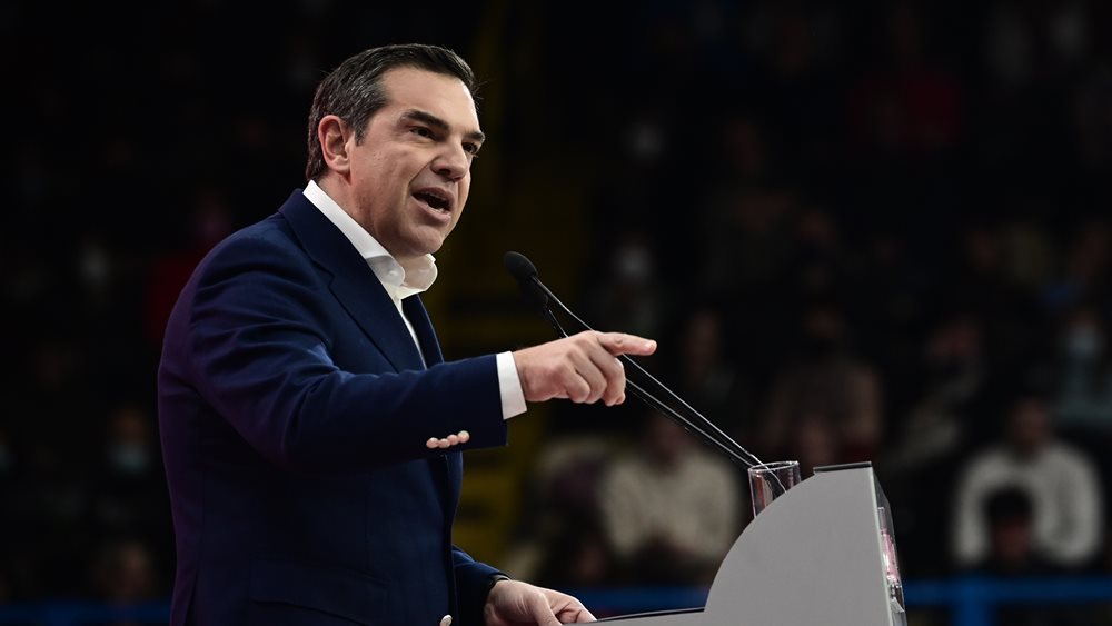 Το κατά Τσίπρα δίλημμα των εκλογών: "Δημοκρατία ή Μητσοτάκης" και το ασφυκτικό πρέσινγκ σε ΠΑΣΟΚ