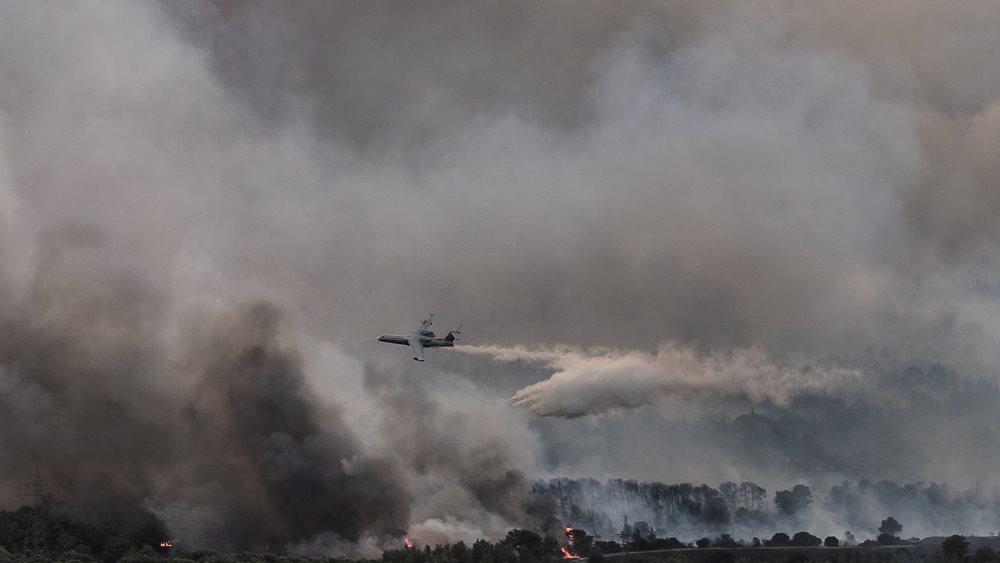 Νύχτα αγωνίας στην Ηλεία: Κυκλώνουν τον Λάλα οι πυρκαγιές