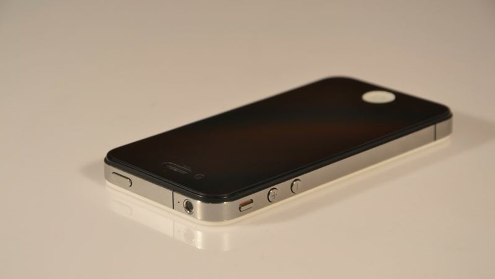 Η Apple δεν θα επισκευάζει πλέον iPhone 4