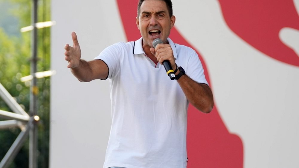 Ιταλία: Οπαδός του Μουσολίνι και του Πούτιν απειλεί με διάσπαση την ακροδεξιά Λέγκα του Σαλβίνι - και δυσκολεύει τη Μελόνι