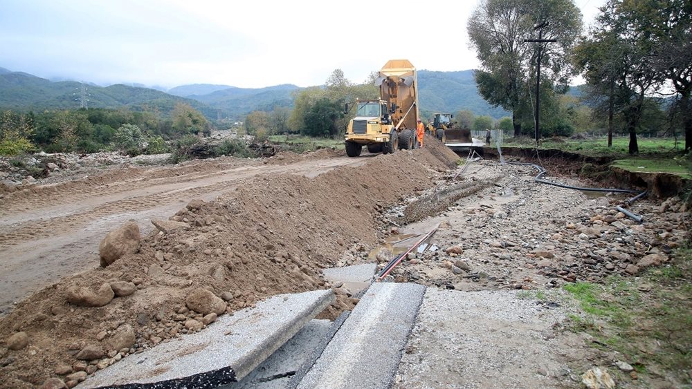 Θεσσαλονίκη: Μηχανικοί καταγράφουν τις καταστροφές από την κακοκαιρία