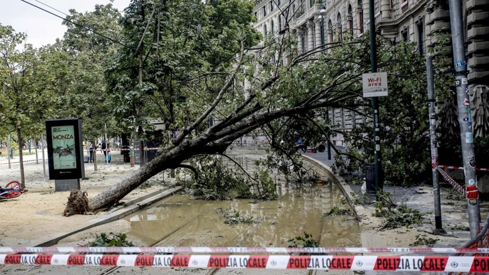 Ιταλία: 7 νεκροί από τις πυρκαγιές και τις πλημμύρες - Η Σικελία ζητά να κηρυχθεί σε έκτακτη ανάγκη