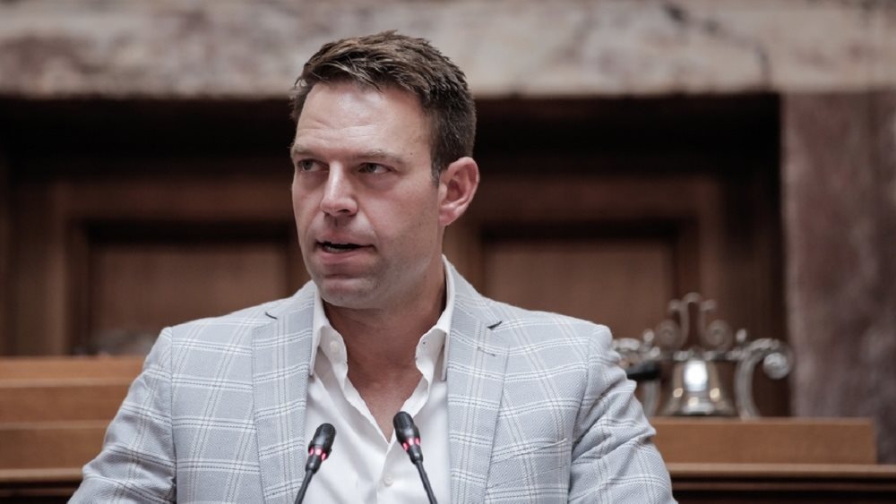 Πρεμιέρα Κασσελάκη στην Κ.Ο. του ΣΥΡΙΖΑ: Σινιάλα ενότητας και αντικυβερνητικά πυρά