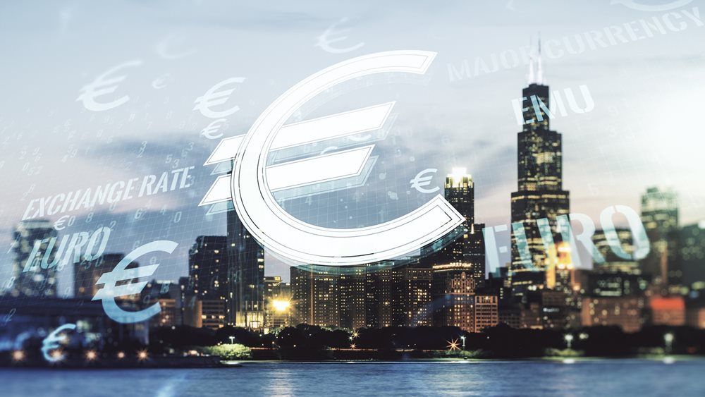Έρευνα Bloomberg: Η ΕΚΤ τελείωσε με τις μειώσεις επιτοκίων - Πότε θα μπορούσαν να έλθουν αυξήσεις