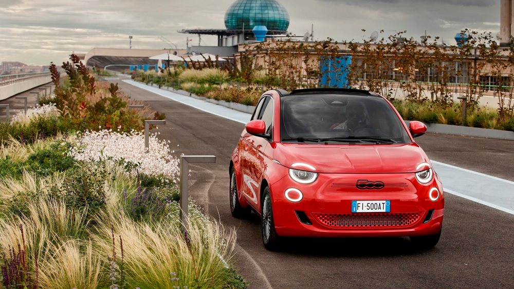 Fiat: Τα νέα (500)RED, Casa 500 και La Pista 500