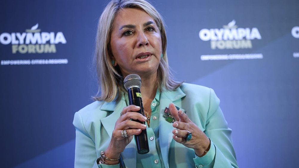 Βόλος: Συνελήφθη δημοσιογράφος που εκβίαζε τη Ζέττα Μακρή - Της ζητούσε 15.000 ευρώ