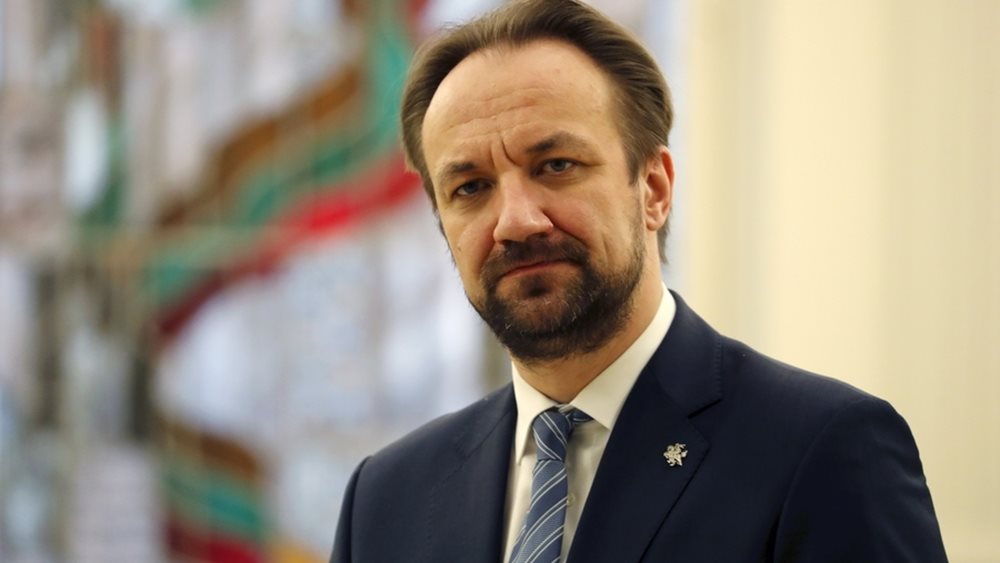 Σίμκους (ΕΚΤ): Μεγαλύτερος ο κίνδυνος να πέσει κάτω του 2% ο πληθωρισμός