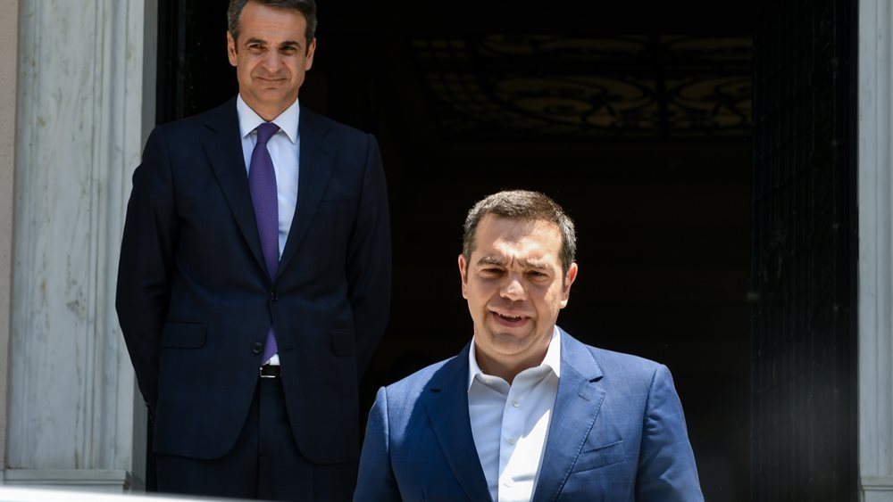 Η κυβέρνηση πρεσάρει ασφυκτικά τον Α. Τσίπρα - Η στρατηγική της συνεχούς αποδόμησης