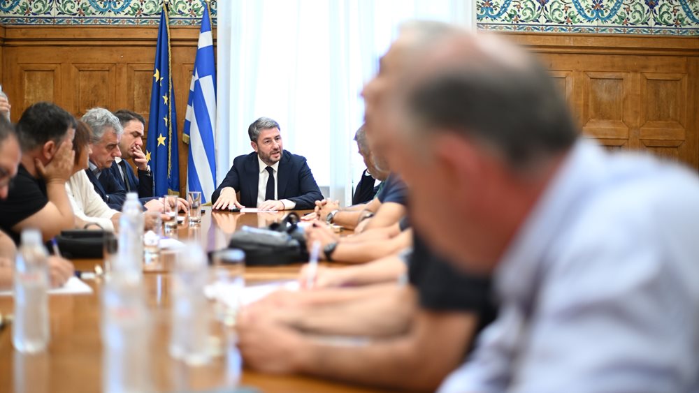 Ν. Ανδρουλάκης: Θέση του ΠΑΣΟΚ είναι η άμεση αξιολόγηση της αίτησης ασύλου, η απόρριψη και ο επαναπατρισμός των μεταναστών