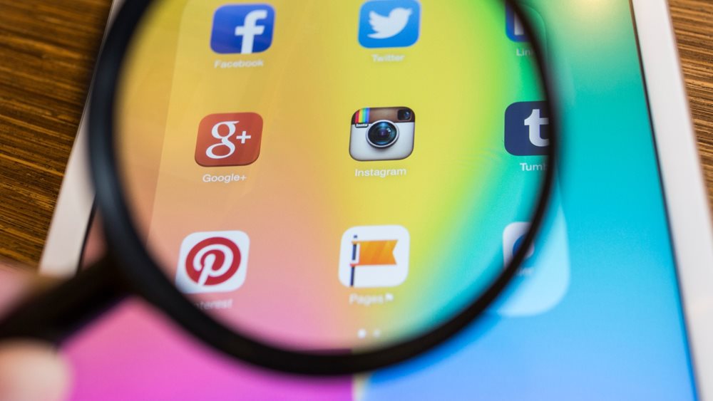 Στο «στόχαστρο» της Κομισιόν οι Apple, Google και Meta