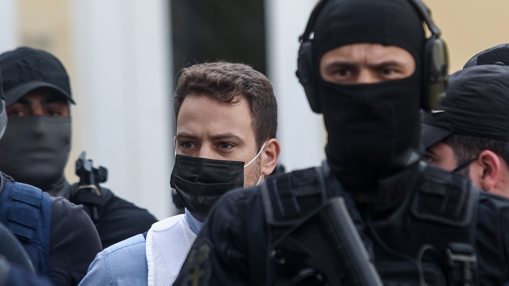Έγκλημα Γλυκά Νερά: Φώναξε συγγνώμη και πήρε τον δρόμο για τις φυλακές ο 33χρονος καθ&#39; ομολογία δράστης