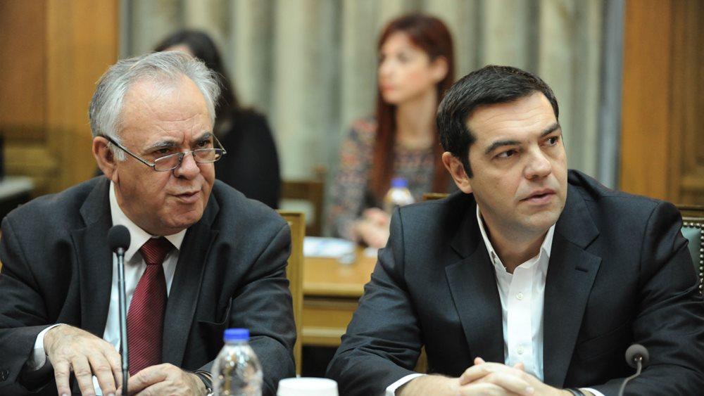 Τσίπρας στη ΔΕΘ: "Καμπανάκι" κινδύνου από το κλίμα παροχών