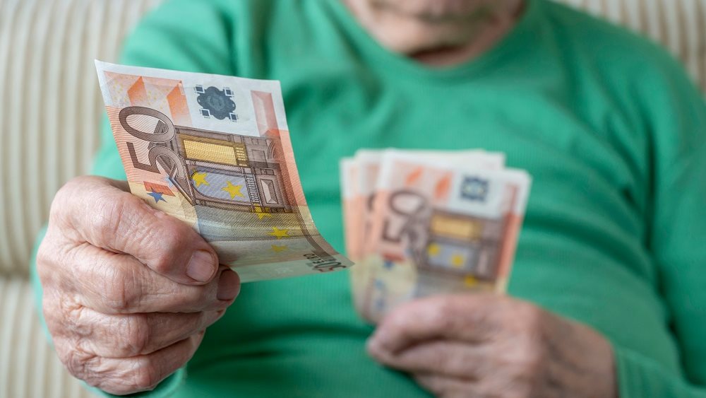 Ξεκινούν τρεις κύκλοι αναδρομικών στους συνταξιούχους