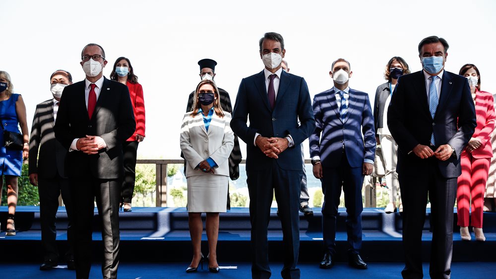 Hans Kluge: Στο περιθώριο 1 στους 6 Ευρωπαίους που υπέφεραν από ψυχικές διαταραχές πριν από την πανδημία