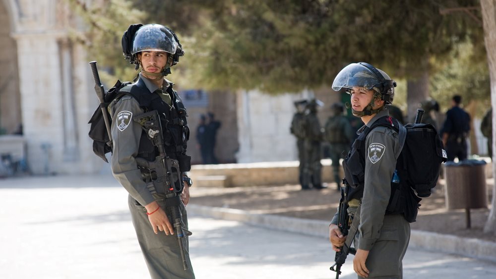 Israel: Clashes between Palestinians and Israeli police in Temen Square – At least 42 injured