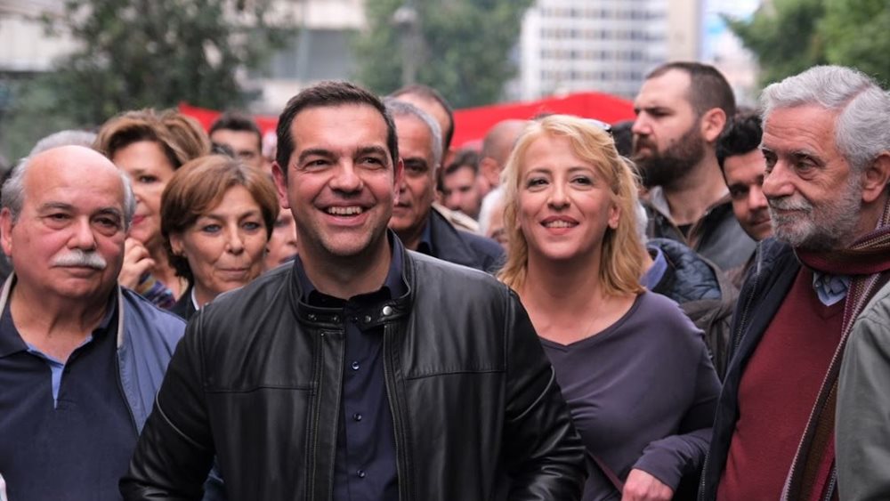 Ο Τσίπρας στην πορεία μα όχι στην Πρεσβεία και άλλες ιστορίες για αγρίους