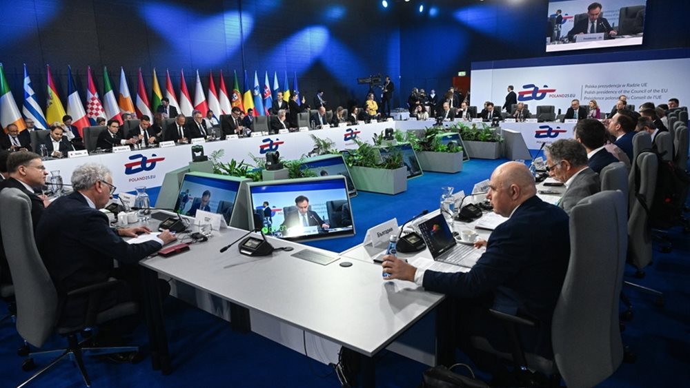Πιο δύσκολη απ’ όσο φαίνεται η ενότητα της ΕΕ έναντι του Τραμπ