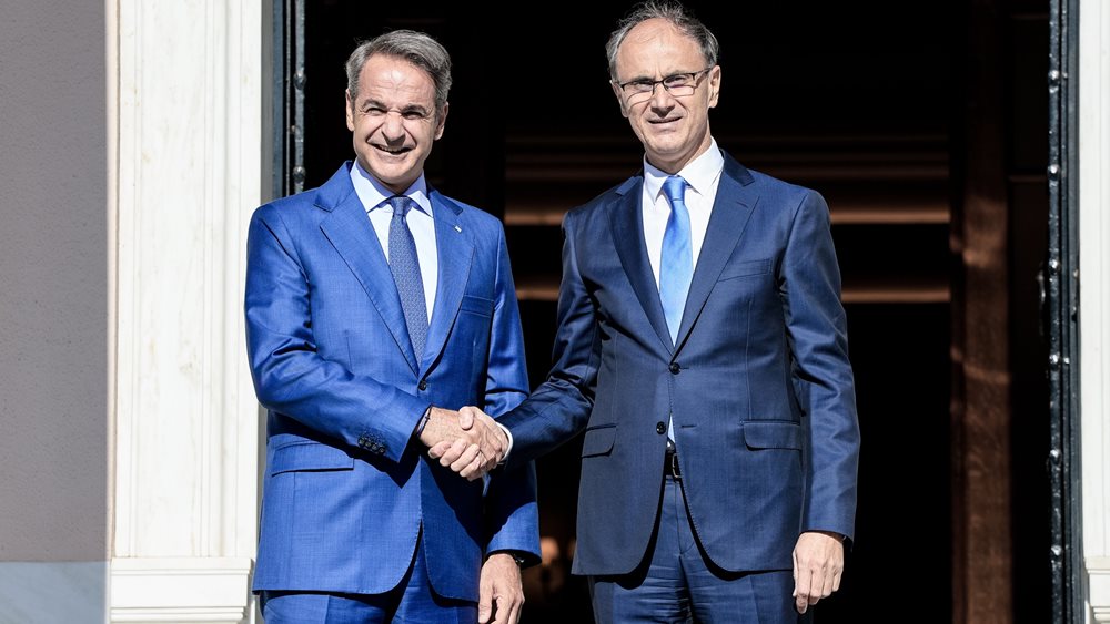 Συνάντηση Κ. Μητσοτάκη με τον πρωθυπουργό της Σερβιας - Στο επίκεντρο η στήριξη της Ελλάδας στην ευρωπαϊκή προοπτική των Δυτ. Βαλκανίων