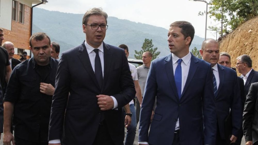 Βούτσιτς: Οι Σέρβοι του Κοσόβου να διαδηλώσουν κατά των δασμών στα σερβικά προϊόντα