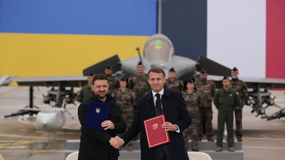 Συνάντηση Μακρόν - Ζελένσκι για την υπογραφή &quot;ιστορικής&quot; εξοπλιστικής συμφωνίας