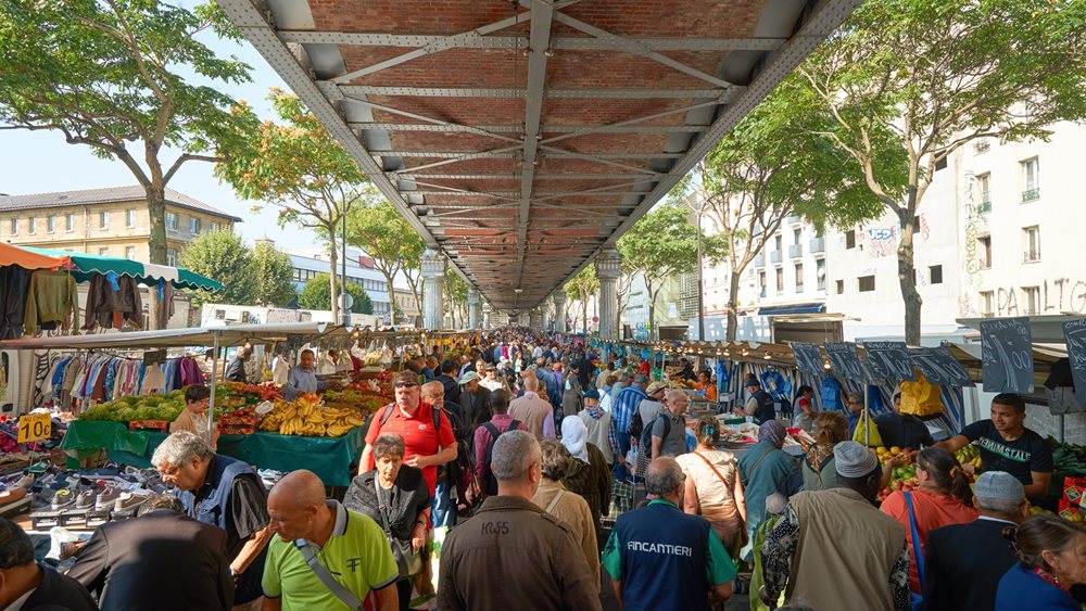 Ευρωζώνη: Δεύτερος μήνας ανάκαμψη της οικονομικής δραστηριότητας με οδηγό τις υπηρεσίες