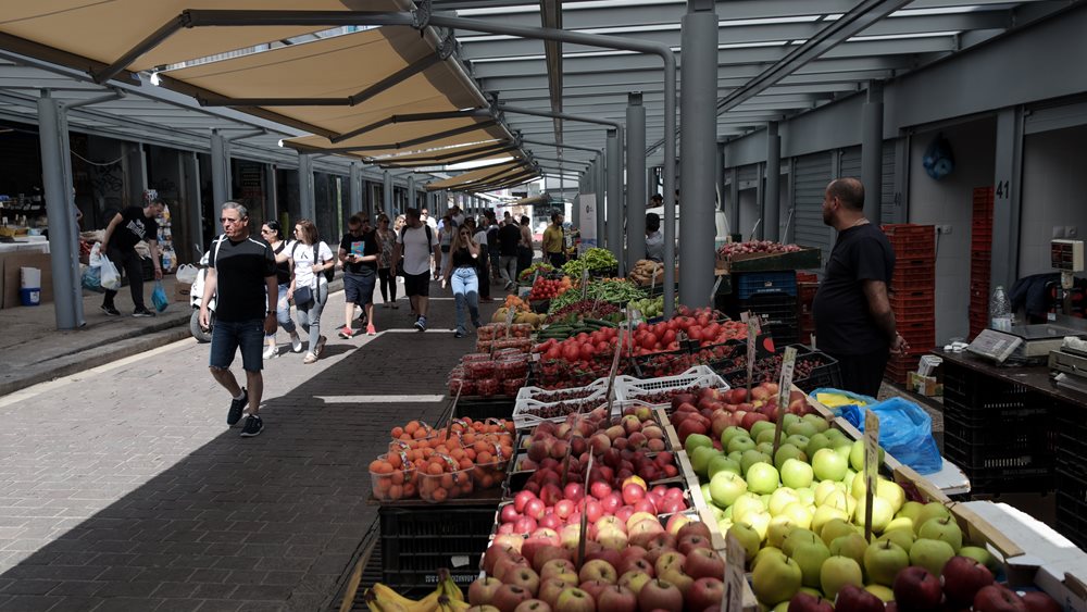 Οι μαζικές αυξήσεις σε προϊόντα οδήγησαν τον πληθωρισμό στο 10,7%