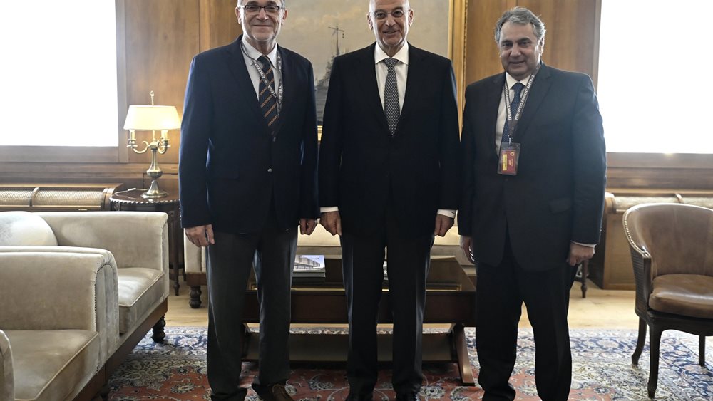 Συνάντηση Ν. Δένδια - Β. Κορκίδη: Στο τραπέζι η συμμετοχή των ελληνικών εταιρειών στα εξοπλιστικά προγράμματα