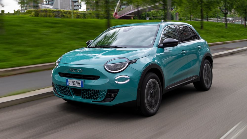 Στην Ελλάδα το νέο SUV Fiat 600 Hybrid 136 HP-πόσο κοστίζει
