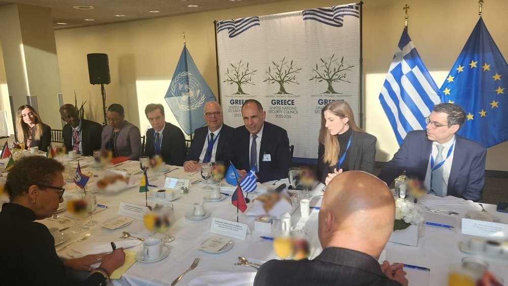 Συνάντηση Γ. Γεραπετρίτη με επικεφαλής μόνιμων αντιπροσωπειών κρατών της CARICOM στη Νέα Υόρκη