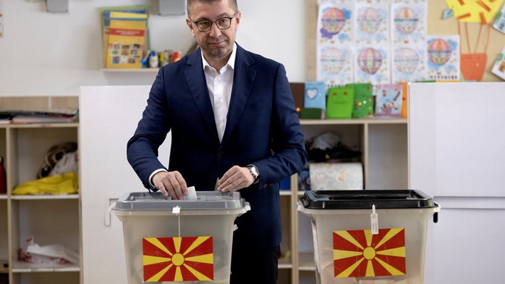 Βόρεια Μακεδονία: Νίκη για το VMRO-DPMNE του Μίτσκοσκι και στον β&#39; γύρο των δημοτικών εκλογών