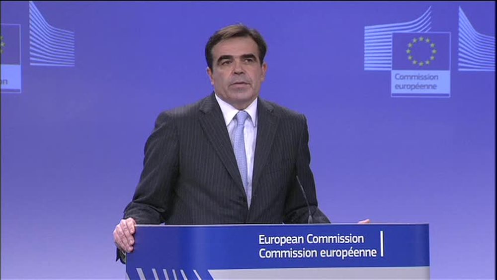 Κομισιόν: Καμία διαπραγμάτευση με Βρετανία χωρίς την ενεργοποίηση του άρθρου 50