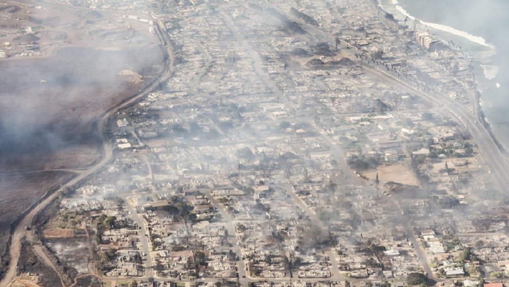 Χαβάη: Ολόκληρες γειτονιές κάηκαν στη Λαχέινα - Συνεχίζεται η απομάκρυνση των τουριστών από το Μάουι