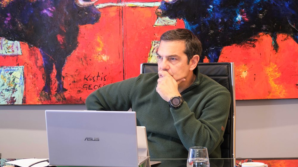 Ο Τσίπρας, το &quot;ρίσκο&quot; των διαδηλώσεων, το &quot;ώριμο φρούτο&quot; και οι εκλογές που δεν θέλει
