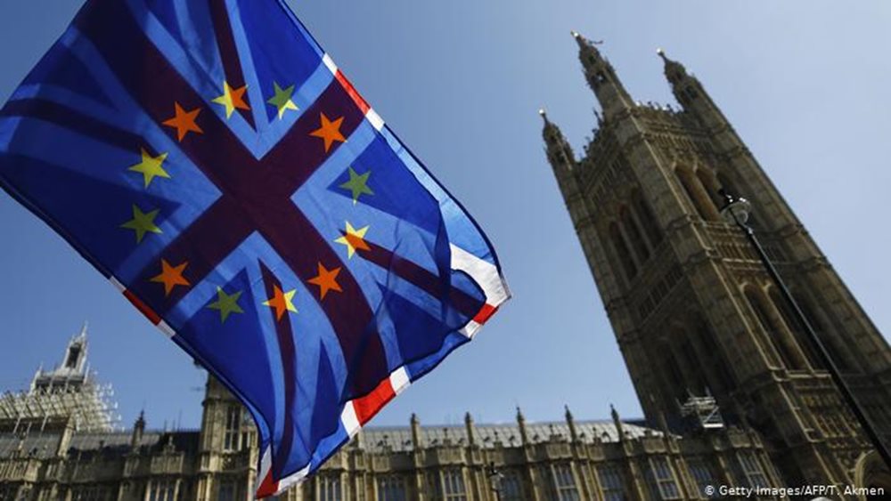 Η ΕΕ πρέπει να υποχωρήσει για να αποφύγει ένα ασύντακτο Brexit, διαμηνύει ο Βρετανός ΥΠΕΞ