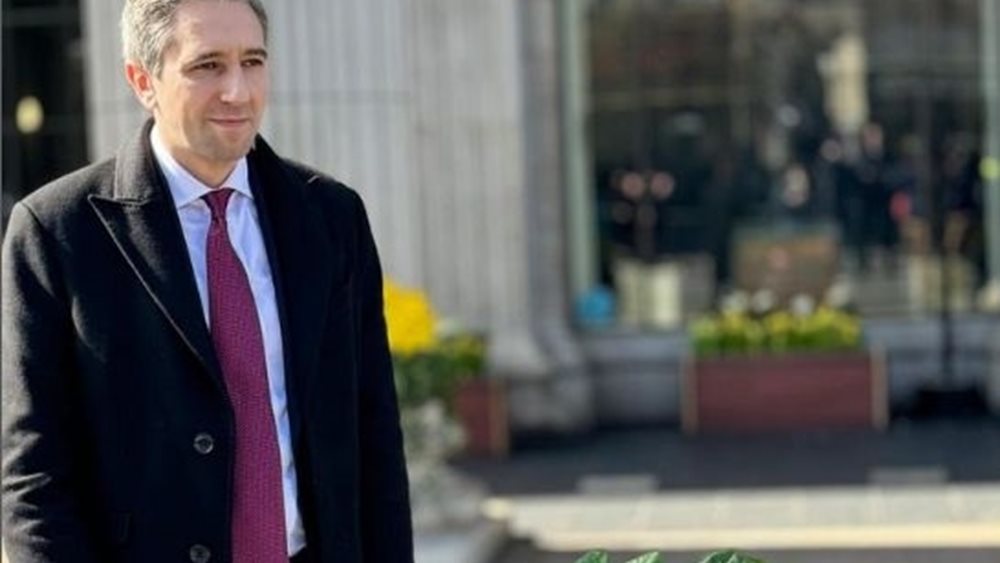 Ο Σάιμον Χάρις πρόκειται να γίνει ο νεότερος πρωθυπουργός της Ιρλανδίας. Ποιος είναι;